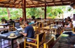 <b>Business Center: </b><br> Shared working areas